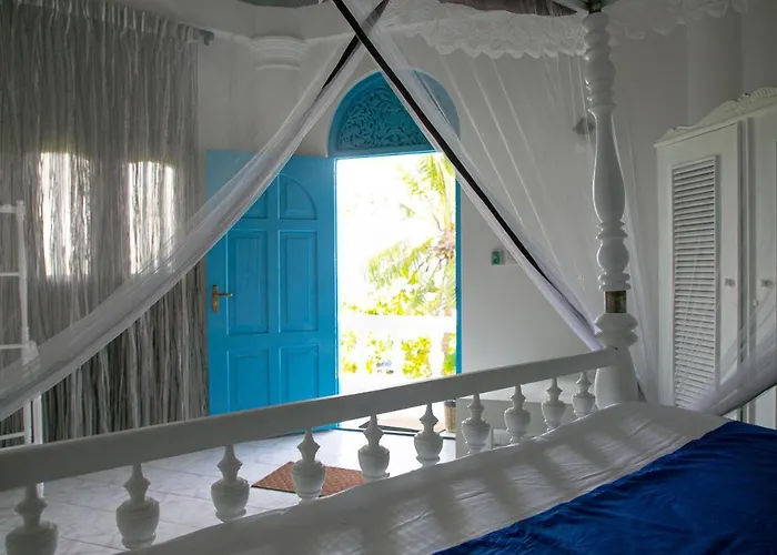 Alma Beach Hotel