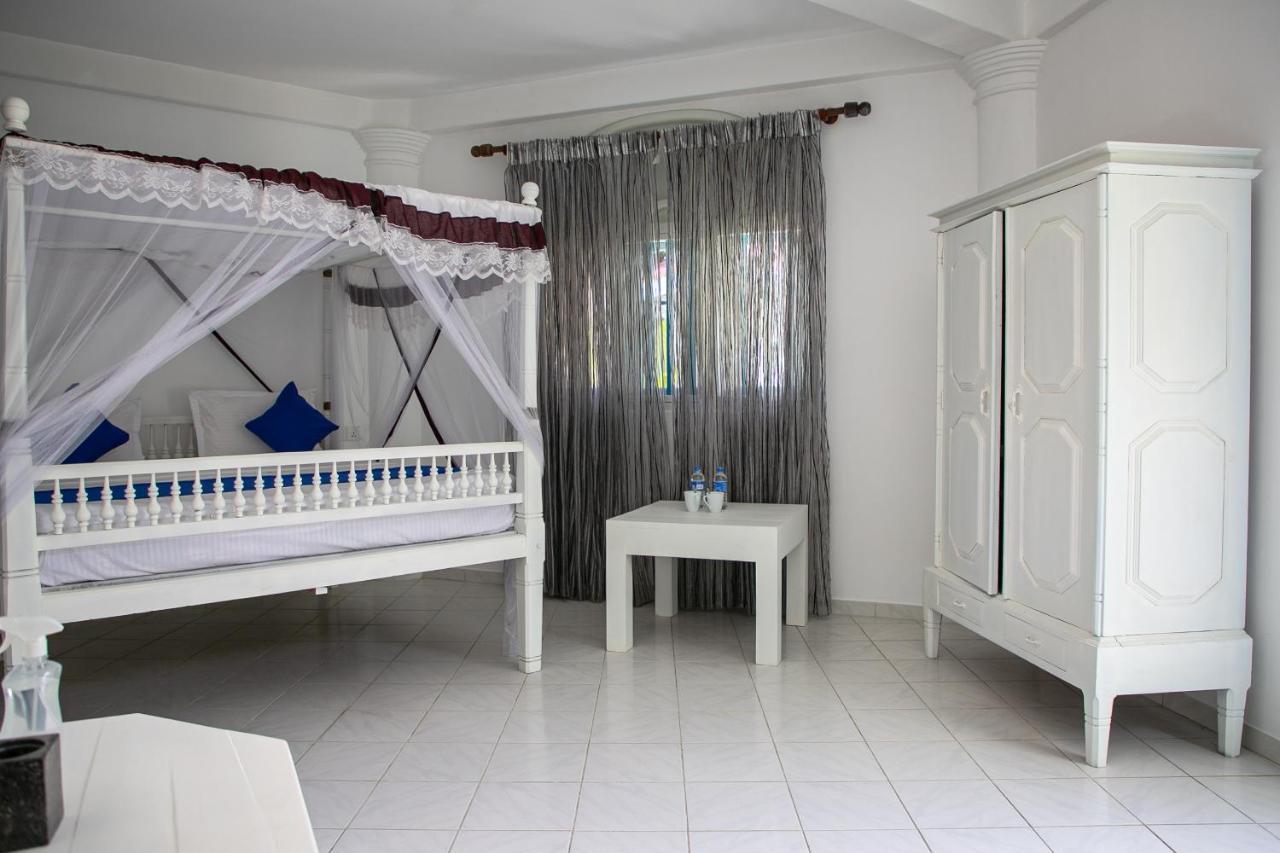 Hotel Alma Beach 4*