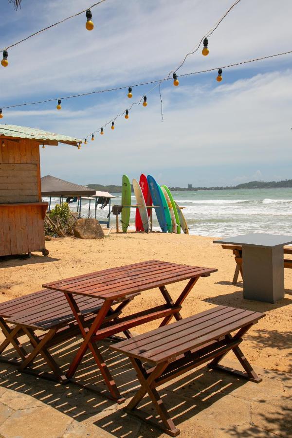 Hotel Alma Beach Weligama